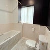 Photo 5: Bathroom Exclusive to Tenant