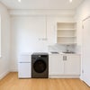 Photo 2: Kitchenette