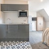 Photo 5: Kitchenette