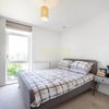 Photo 2: Ensuite room