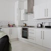 Photo 3: Kitchen