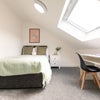 Photo 10: Room 6