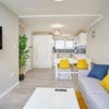 Photo 6: Lounge area