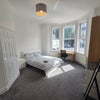 Photo 3: Room 1