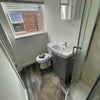 Photo 4: Room 5 - 1st Floor En-Suite