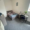 Photo 6: Room 5 - 1st Floor En-Suite