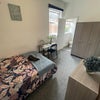 Photo 7: Room 5 - 1st Floor En-Suite