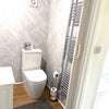 Photo 5: own ensuite 