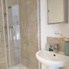 Photo 2: R1 - Ensuite