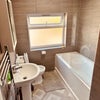 Photo 9: Main bathroom