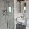 Photo 3: Double bed en suite