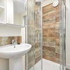 Photo 3: Room 5 - ensuite