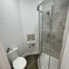 Photo 8: Room 3 En-suite