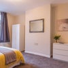 Photo 2: Room 1