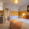 Photo 2: ROOM 2 WITH ENSUITE & KITCHENETTE £775