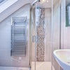 Photo 4: Room 6 Ensuite