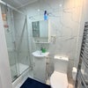 Photo 5: washroom