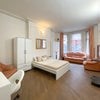 Photo 10: Room 2