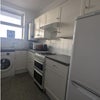 Photo 3: Kitchen