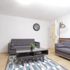 Photo 8: Lounge area
