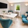Photo 3: Lounge
