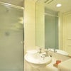 Photo 6: shared shower room