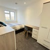 Photo 6: Double Room 