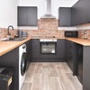 Photo 4: Flat 1