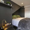 Photo 6: Bedroom