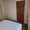 Photo 2: bedroom