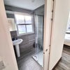 Photo 6: Ensuite Bathroom