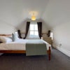 Photo 2: Lovely room