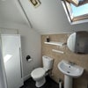 Photo 6: ensuite bathroom