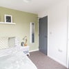Photo 1: Lovely bright room with ensuite