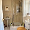 Photo 5: En suite