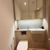 Photo 7: bathroom