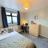 Photo 8: Room 6