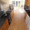 Photo 6: Kitchen 2