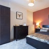 Photo 4: Room 3 (en-suite)