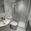 Photo 2: Ensuite Room 1