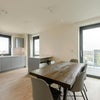 Photo 4: Sitting Area