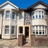Photo 14: Exterior 