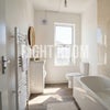 Photo 12: Full Bathroom 1
