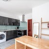 Photo 5: Kitchen