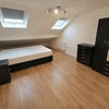 Photo 2: Room 4