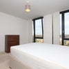 Photo 3: Room 1: £350 per week - En-suite Double room couples are welcome with balcony - £1,516 per month