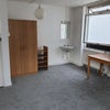 Photo 9: Room 1