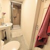 Photo 6: ensuite of £720 room