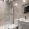 Photo 6: En-Suite