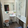 Photo 2: Bathroom 